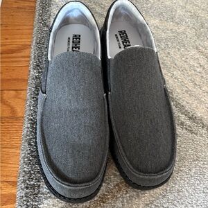 Redhead Men's Gray Slip-On Shoes